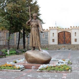 Фотография памятника Памятник Дзаугу Бугулову