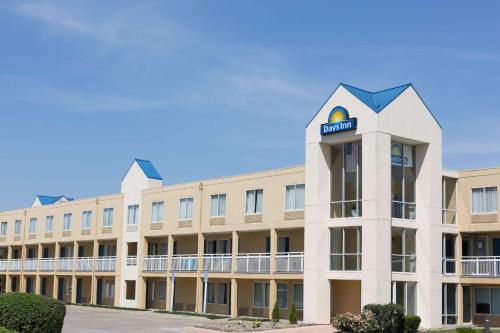 Фотография гостиницы Days Inn by Wyndham Des Moines-West Clive