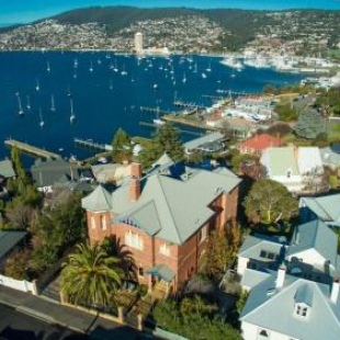 Фотография гостиницы Grande Vue Private Hotel