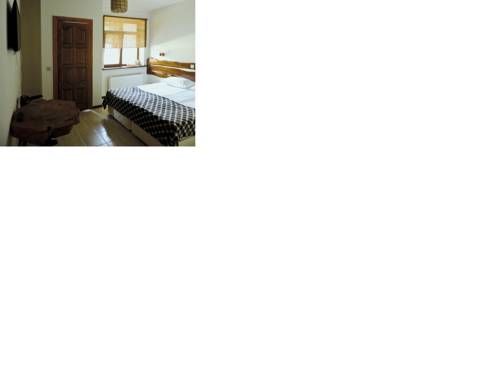 Фотографии гостиницы
Гуси-Лебеди