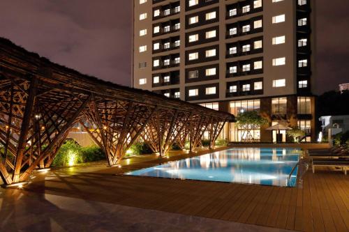 Фотография гостиницы Roygent Parks Hanoi