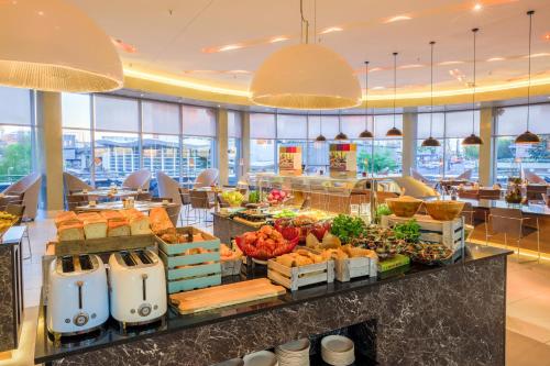 Фотография гостиницы Radisson Blu Gautrain Hotel, Sandton Johannesburg