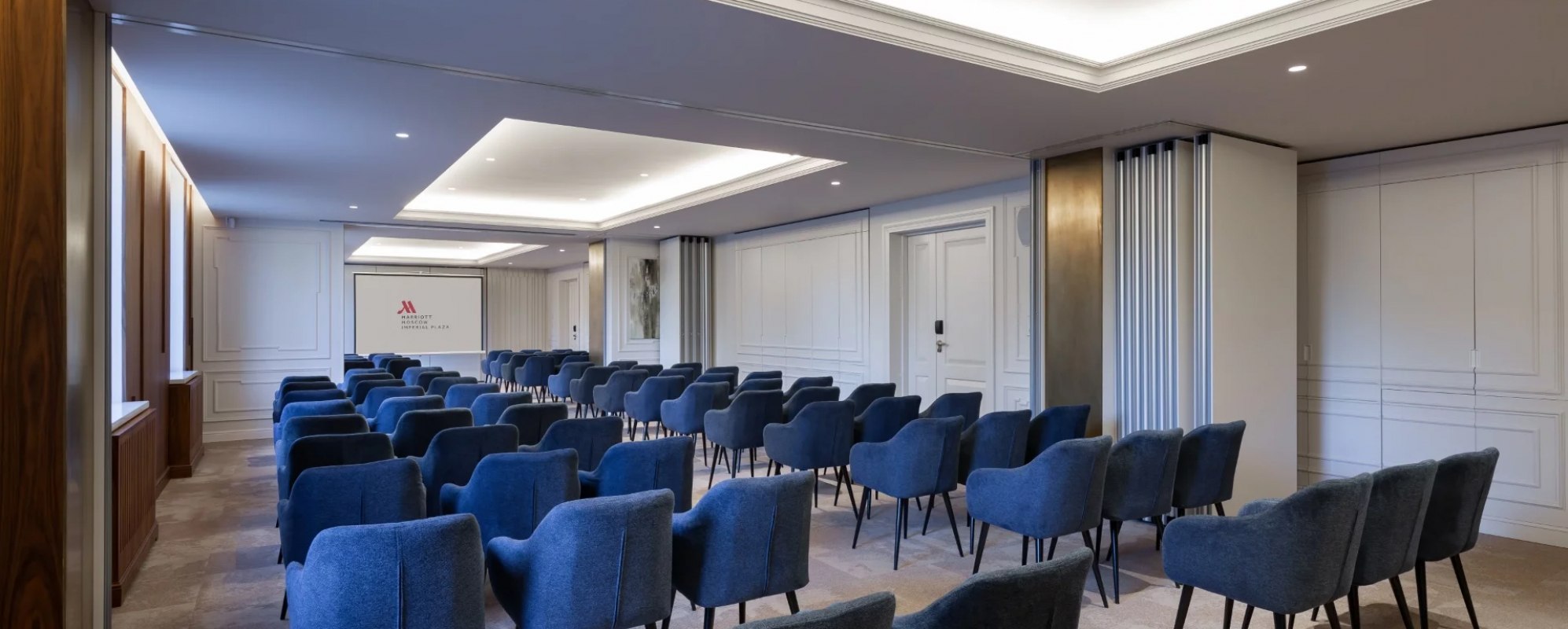 Фотографии конференц-зала Приж+Вена+Москва