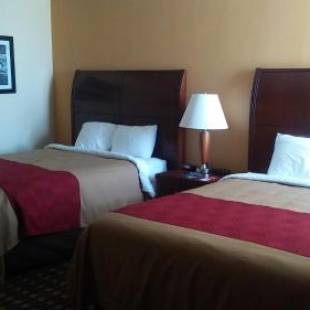 Фотографии гостиницы
Econo Lodge Inn & Suites Brookings