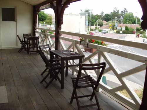 Фотография гостиницы Hôtel La Cote d'Argent