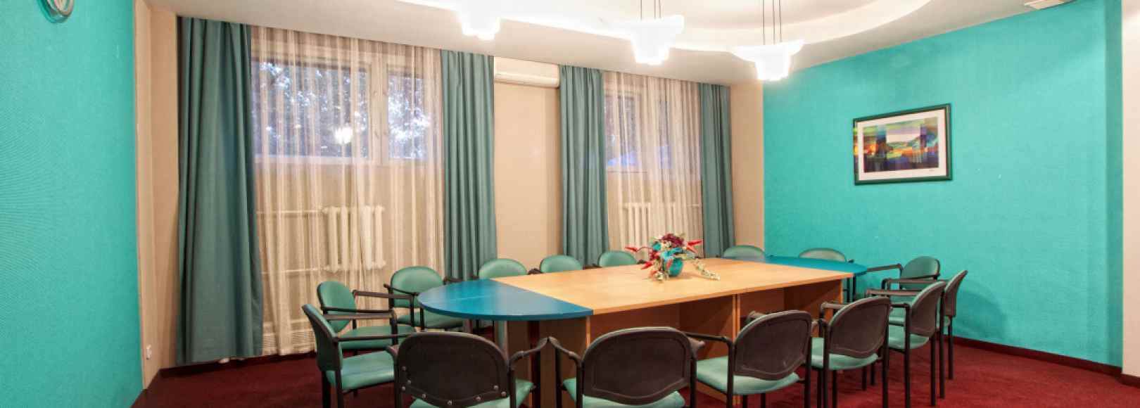 Фотография комнаты для переговоров Комната переговоров