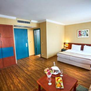 Фотографии гостиницы
Feronya Hotel