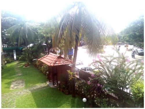 Фотография гостиницы Bharat Hotel