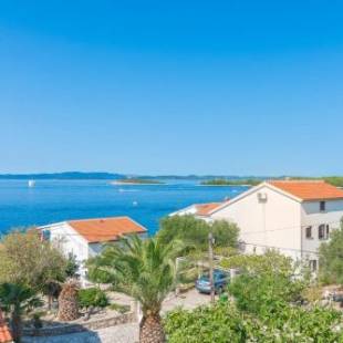 Фотографии гостевого дома
Apartments by the sea Zdrelac, Pasman - 15911