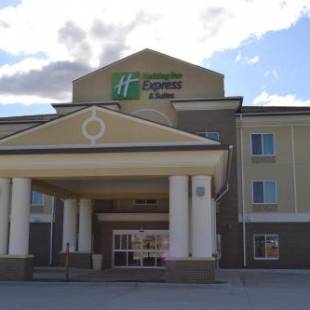 Фотографии гостиницы 
            Holiday Inn Express & Suites Northwood, an IHG Hotel