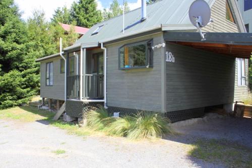 Фотография гостевого дома 18b Alpine Avenue