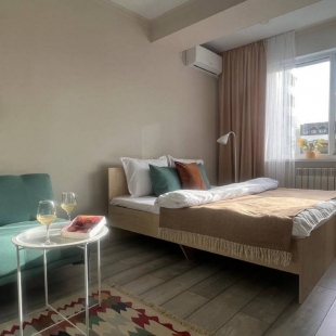 Фотография квартиры Апартаменты Студия Поцелуй в центре города