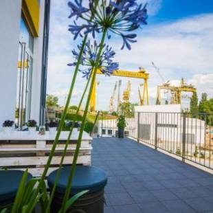 Фотографии гостиницы
Vulcan Hotel