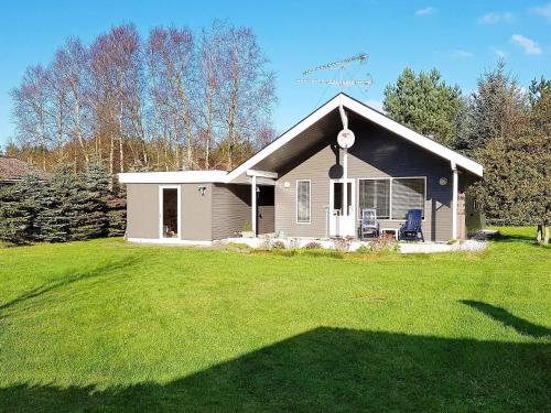 Фотография гостевого дома Two-Bedroom Holiday home in Hals 22