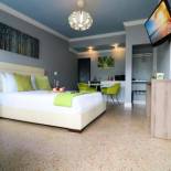 Фотография гостиницы Hollywood Beach Suites and Hotel