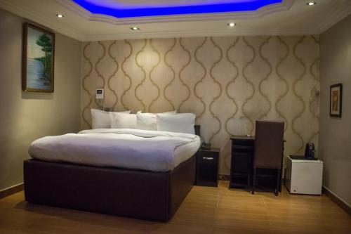 Фотография гостиницы Triple Tee Hotel