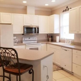 Фотография гостевого дома 823 104th ave. N. Naples