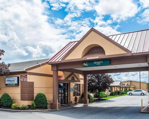 Фотография гостиницы Quality Inn Buffalo Airport