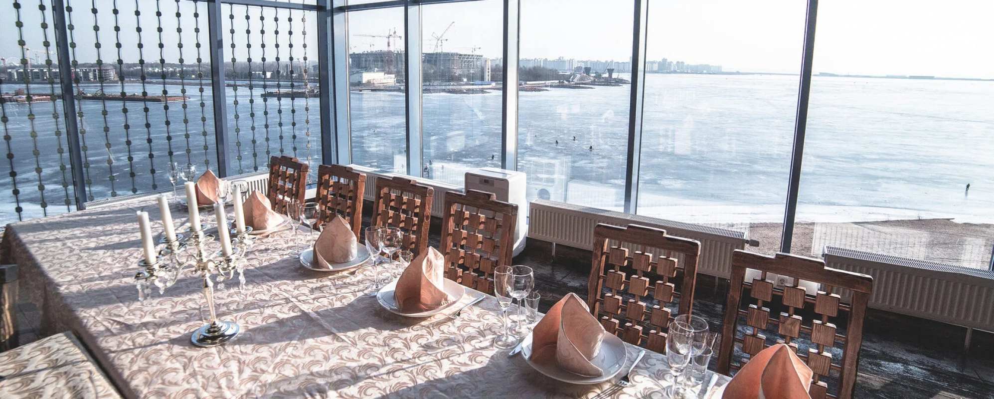 Фотографии банкетного зала Каминный зал ресторана Папаша Клаусс