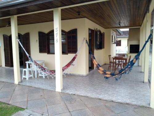 Фотография гостевого дома Casa Guaratuba espaçosa e confortável