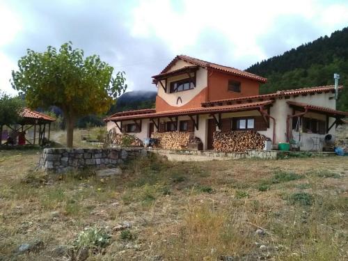 Фотография гостевого дома Eleni Country Cottage 2