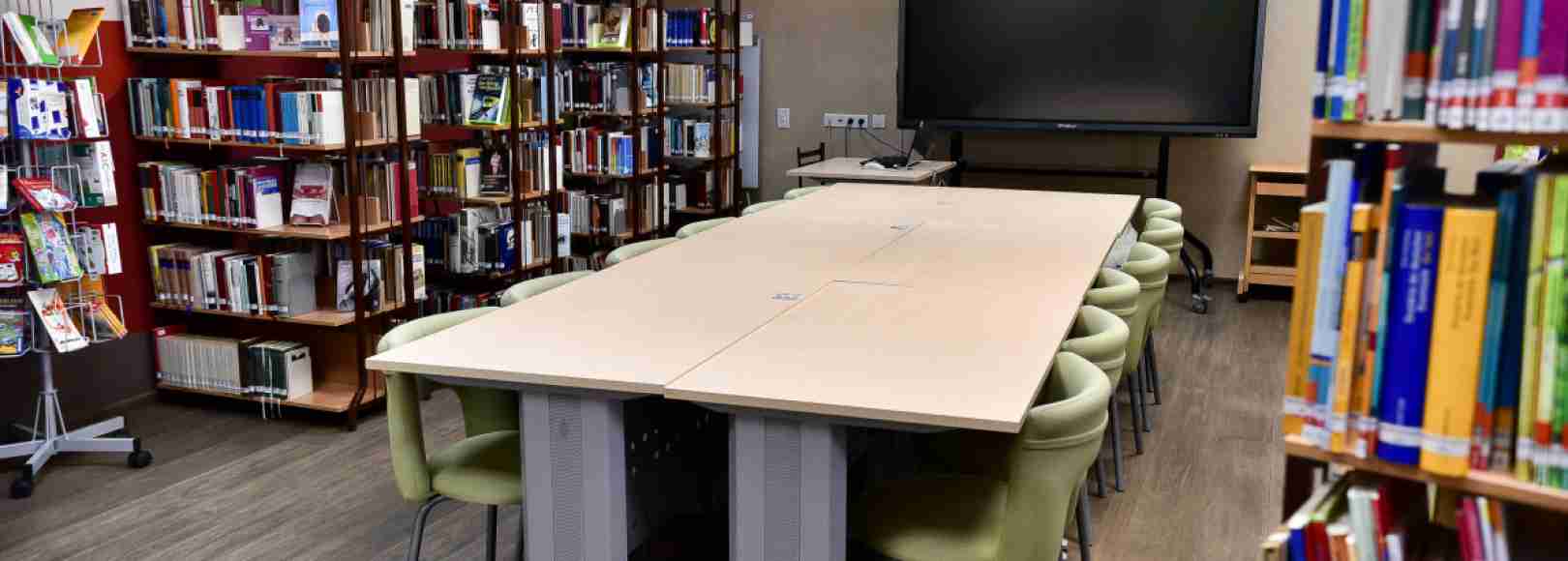 Фотография конференц-зала Немецкий читальный зал Научной библиотеки ТГУ