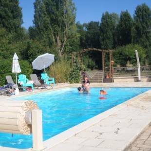 Фотографии мини отеля
Chambres D'hôtes Du Domaine De Jacquelin