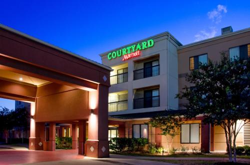 Фотография гостиницы Courtyard by Marriott Bryan College Station