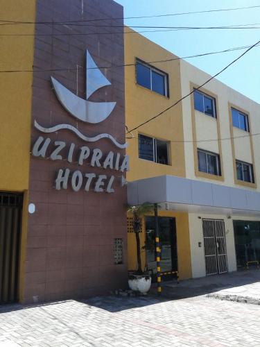 Фотография гостиницы Hotel Uzi Praia