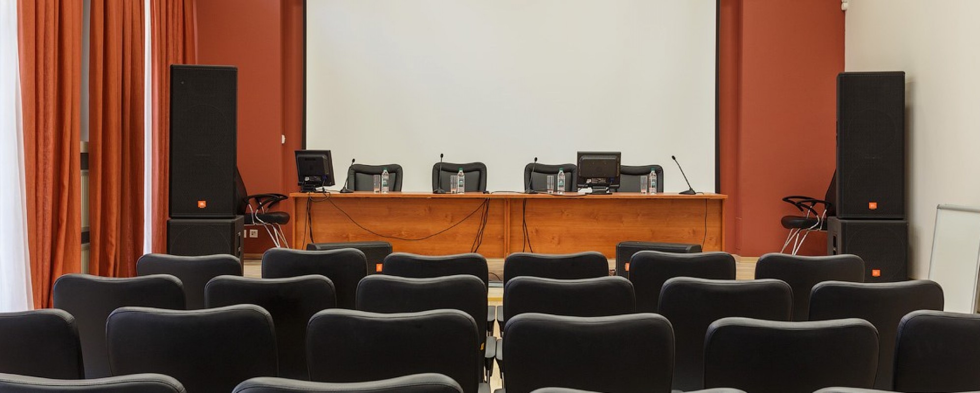 Фотографии конференц-зала Конференц-зал №1 