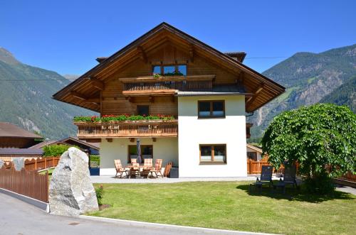 Фотография гостевого дома Ferienhaus Tirol im Ötztal