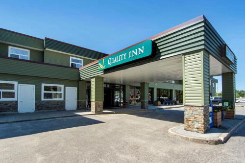 Фотография гостиницы Quality Inn Bracebridge
