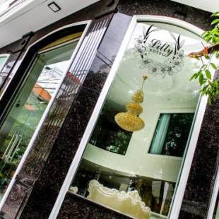 Фотографии гостиницы
Lilly Hotel