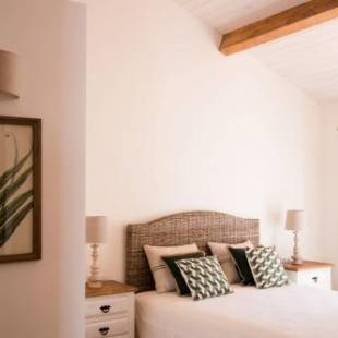 Фотографии базы отдыха
Herdade das Barradas da Serra