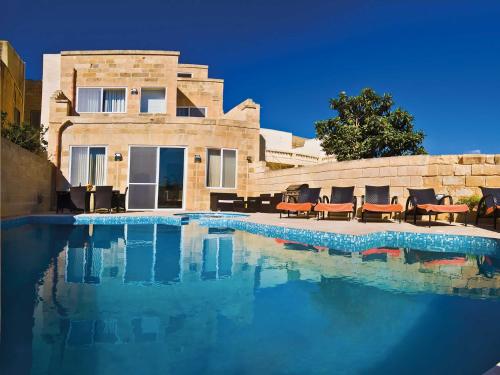 Фотография гостевого дома Kampnar Holiday Home