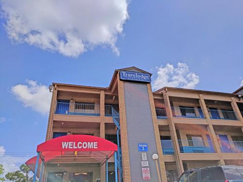Фотография гостиницы Travelodge by Wyndham Houston Hobby Airport