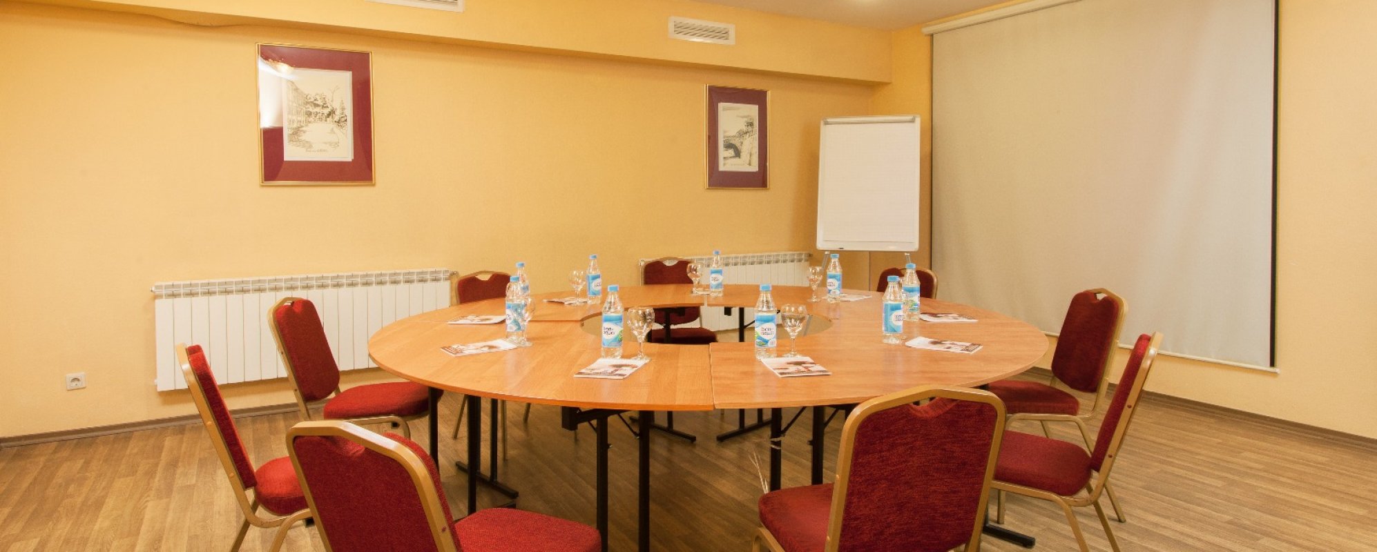 Фотографии конференц-зала Переговорная комната Кабинет