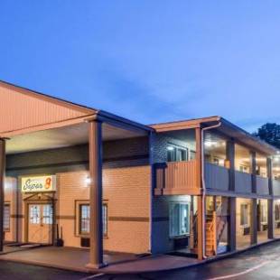 Фотографии гостиницы 
            Super 8 by Wyndham Old Saybrook