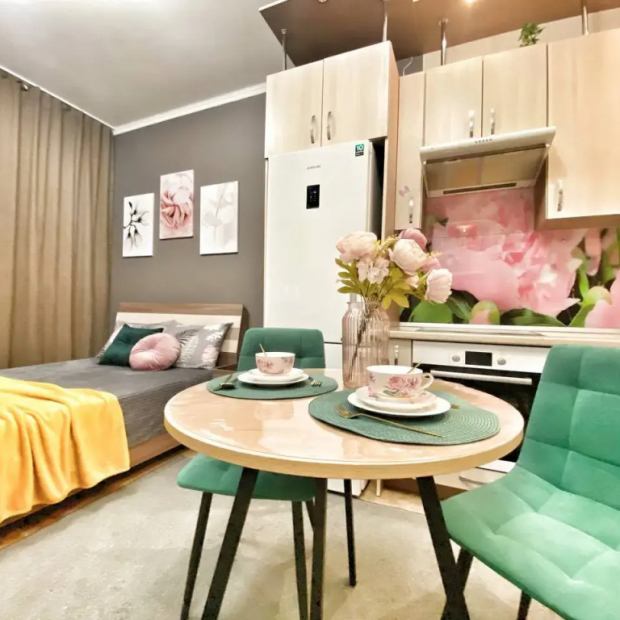 Фотографии квартиры 
            Квартира Студия на Александра Усольцева 15