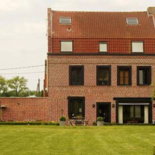 Фотографии мини отеля
Chambres d'Hôtes La Parenthèse