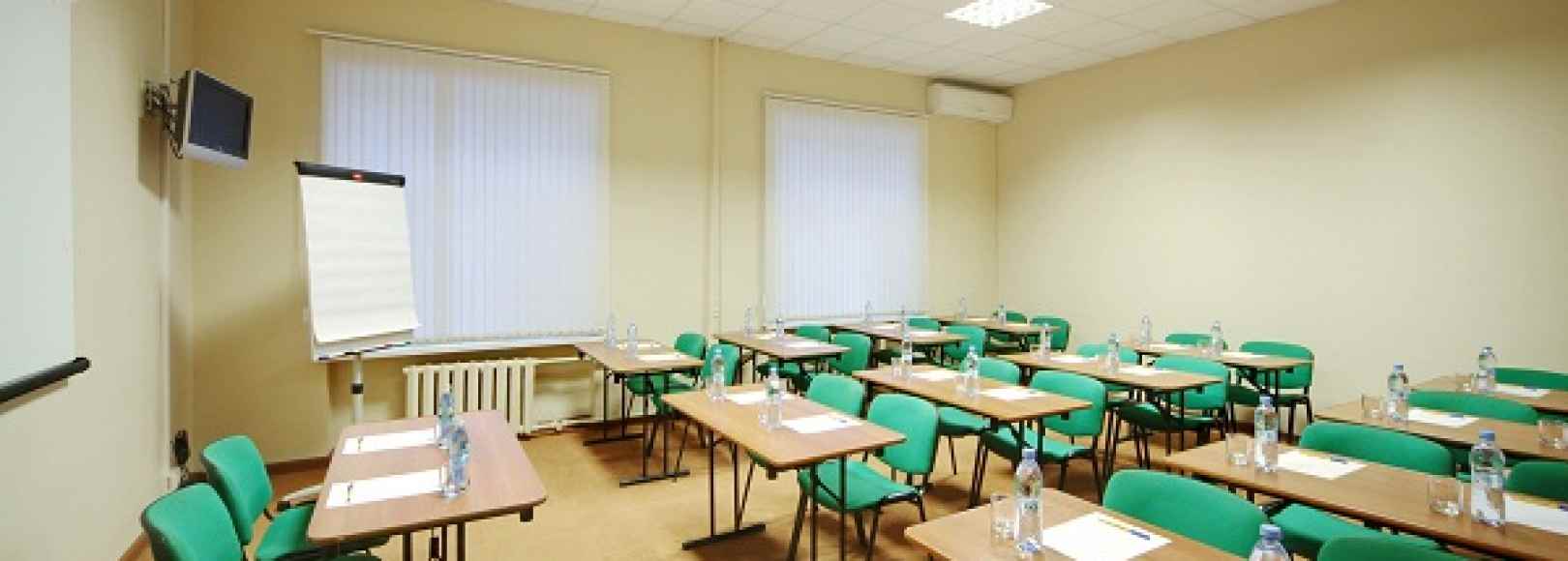 Фотография комнаты для переговоров Октябрьская №1