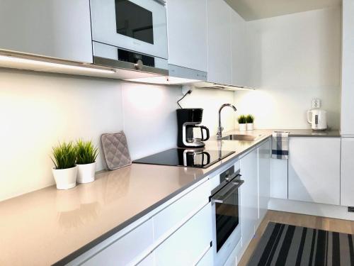 Фотография квартиры City Home Finland Big Luxury Suite - Spacious Suite with Own Sauna, One Bedroom and Furnished Balcony next to Train Station