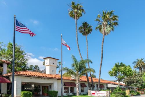 Фотография гостиницы Clocktower Inn Ventura