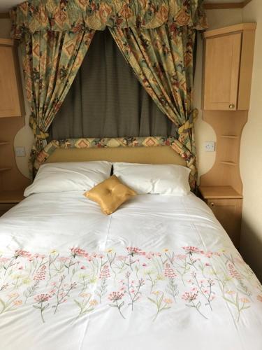 Фотографии гостевого дома 
            15 Glenfinart Caravan Park