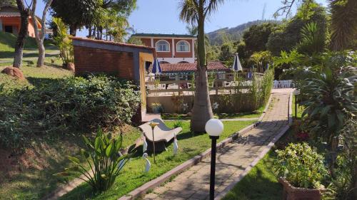 Фотография гостевого дома Chalés Vila da Serra