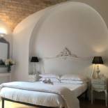 Фотография мини отеля La finestra sul Colosseo B&B 1