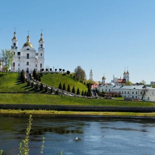 Фотография квартиры Квартира в центре города с видом на Свято-Успенский собор
