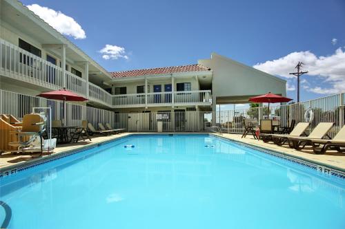 Фотография гостиницы GreenTree Inn Santa Fe