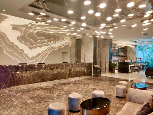 Фотографии гостиницы
Muong Thanh Luxury Saigon Hotel