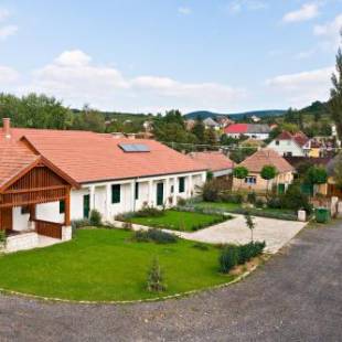 Фотографии гостевого дома
Barta Pince Vendégház Mád